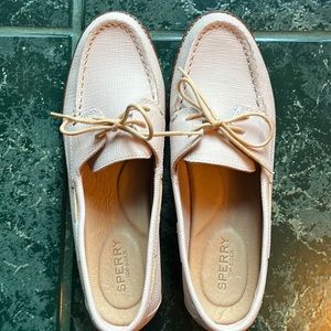 Sperry Top-Sider size 8